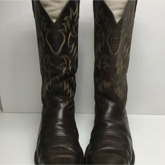Mis-sized MENS ARIAT  SIZE R 9.5 EE Left 10.5D - Picture 2 of 11